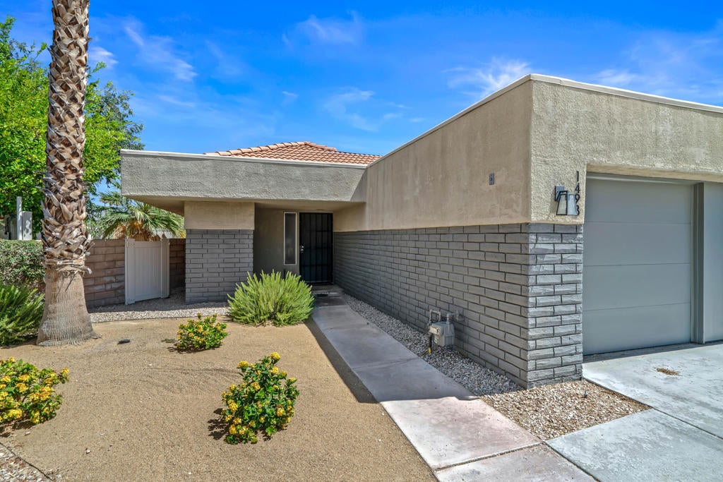 1498 Sunflower Circle, Palm Springs