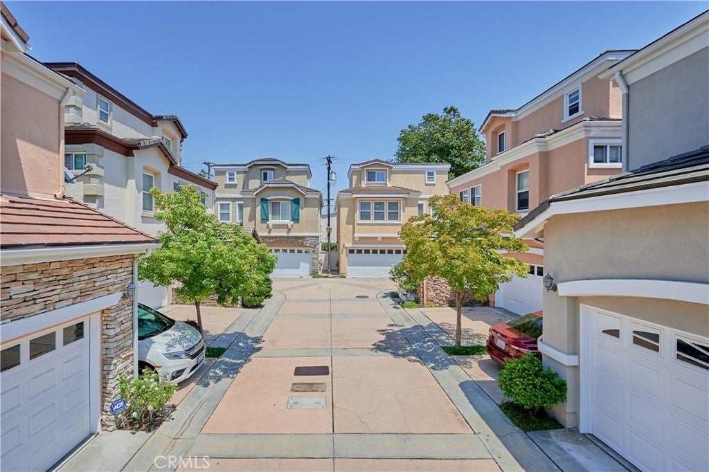 4134 Pacific Coast 105