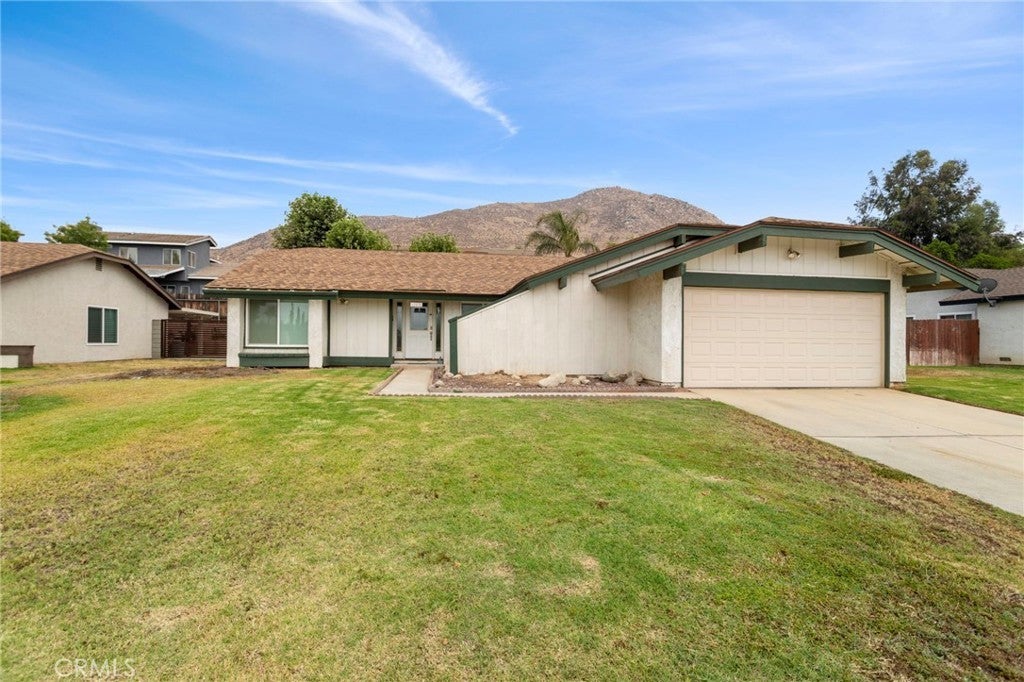 Photo of Listing #IV24143275