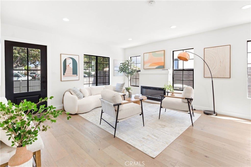 Photo of Listing #PW24143454