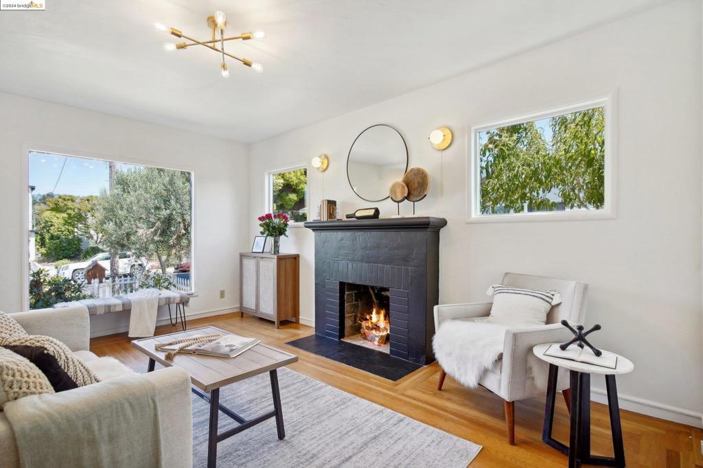 Photo of Listing #41066653