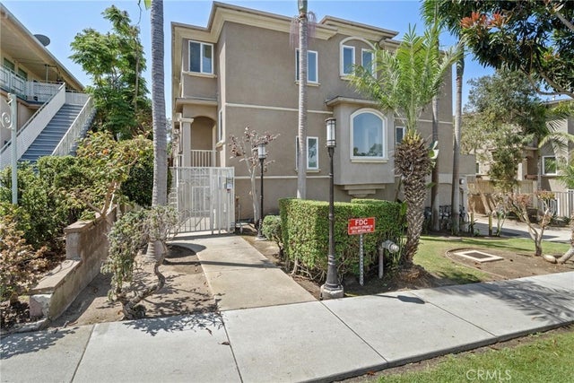 328 E Imperial Avenue 1, El Segundo.