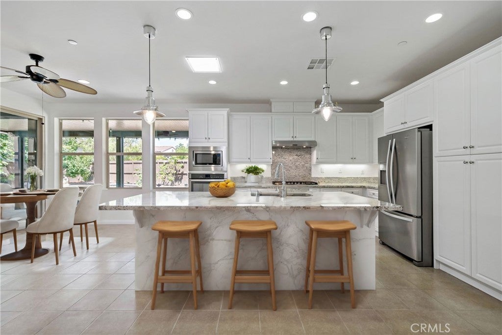 Photo of Listing #IV24151791