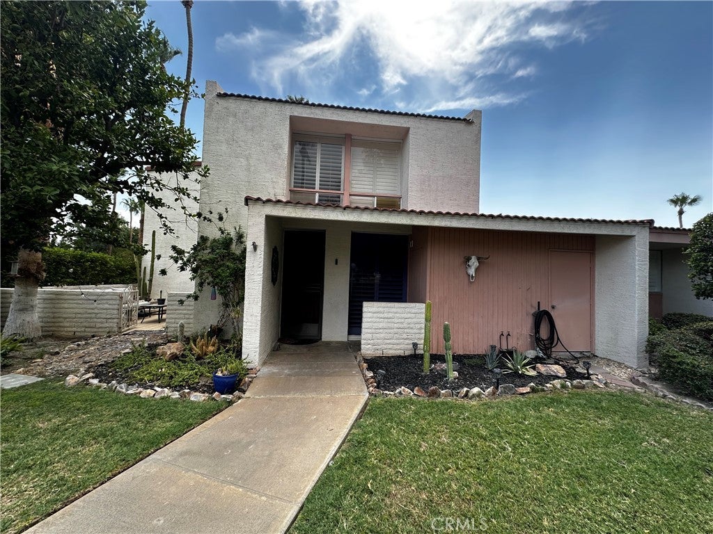 2521 Whitewater Club Drive # B, Palm Springs