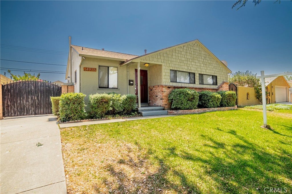 14926 Florwood Avenue