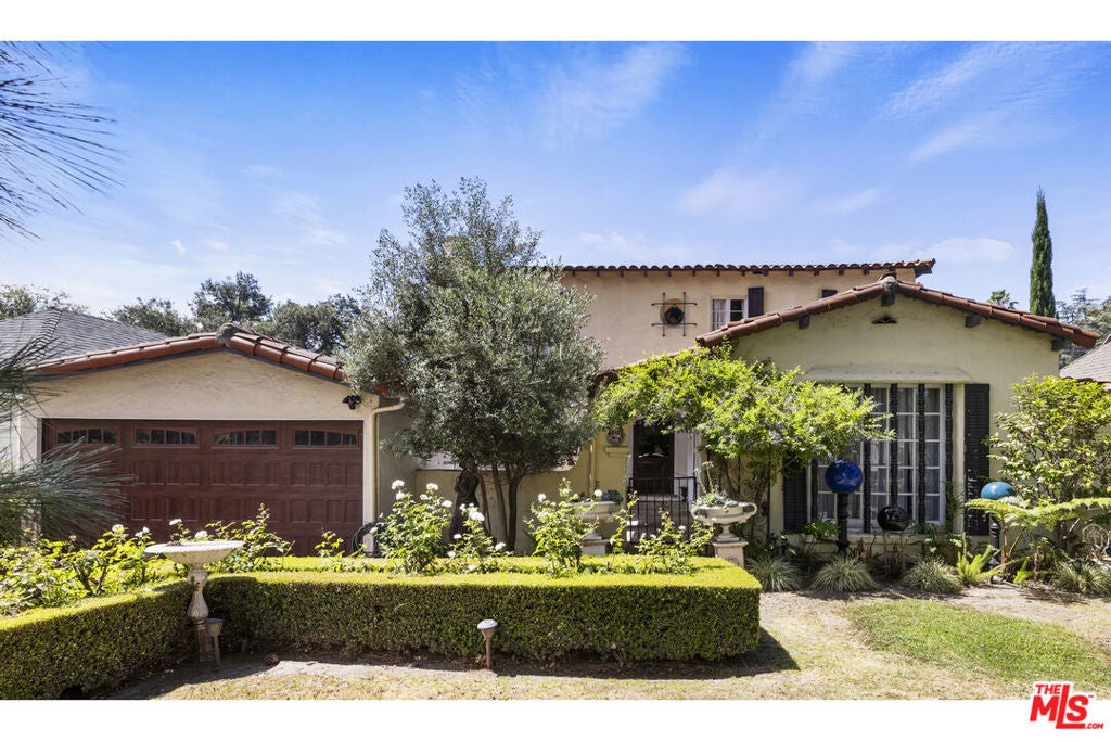 Photo of Listing #24421297