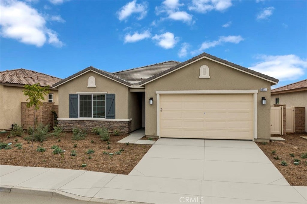 Photo of Listing #IV24157736