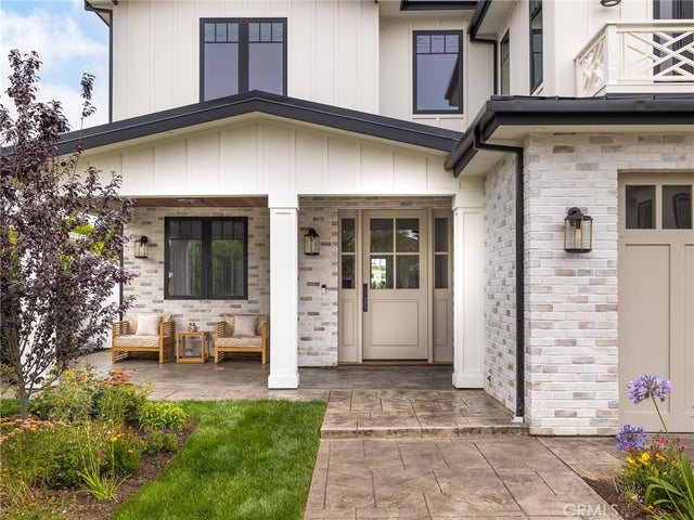 1827 8th Street, Manhattan Beach.