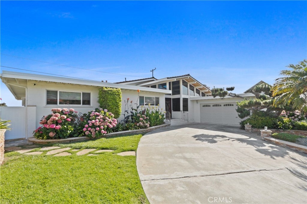 Photo of Listing #SB24161577