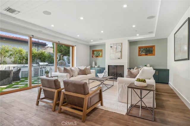 1631 19th Street, Manhattan Beach.