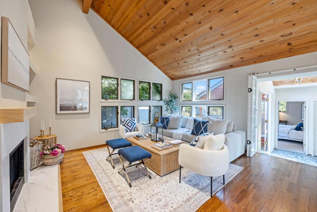 Photo of Listing #ML81976456