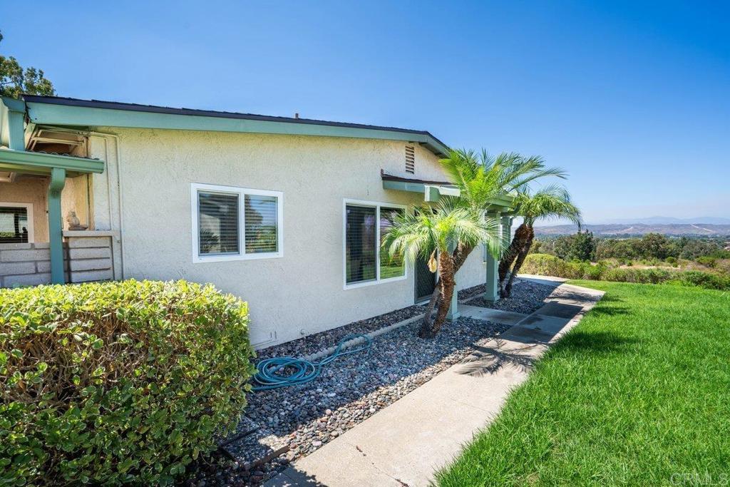 Photo of Listing #PTP2404926