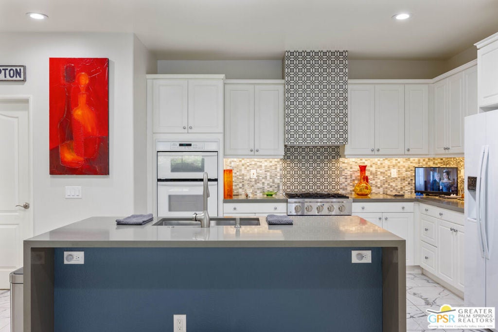 Photo of Listing #24427789