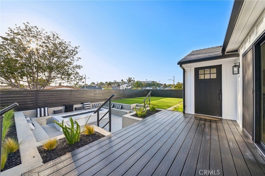 22602 Linda Drive