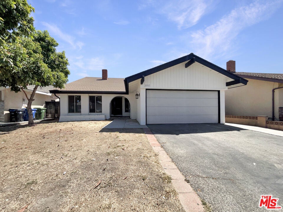 Photo of Listing #24429417