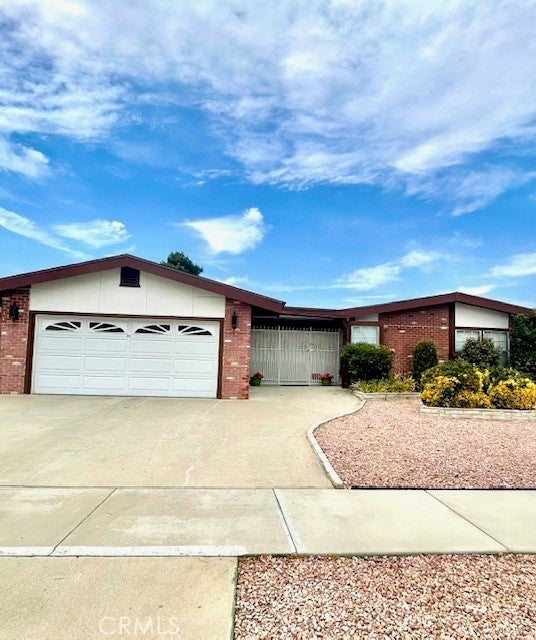 Photo of Listing #EV24174400