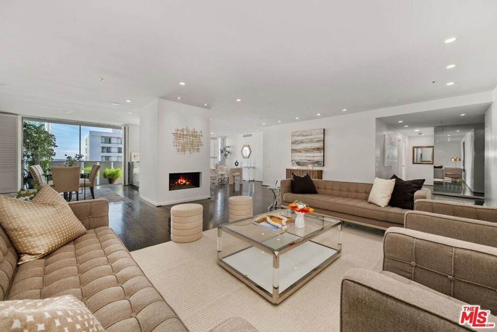 Photo of Listing #24431141