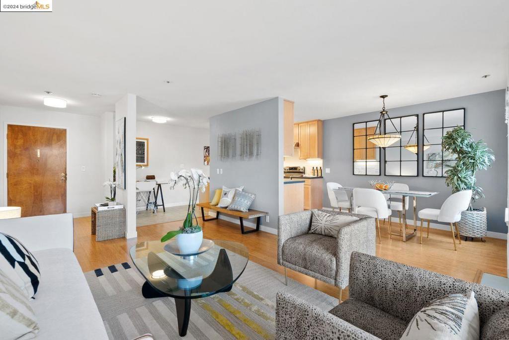 Photo of Listing #41070885