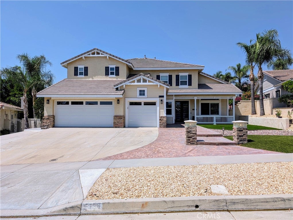 Photo of Listing #IV24176474