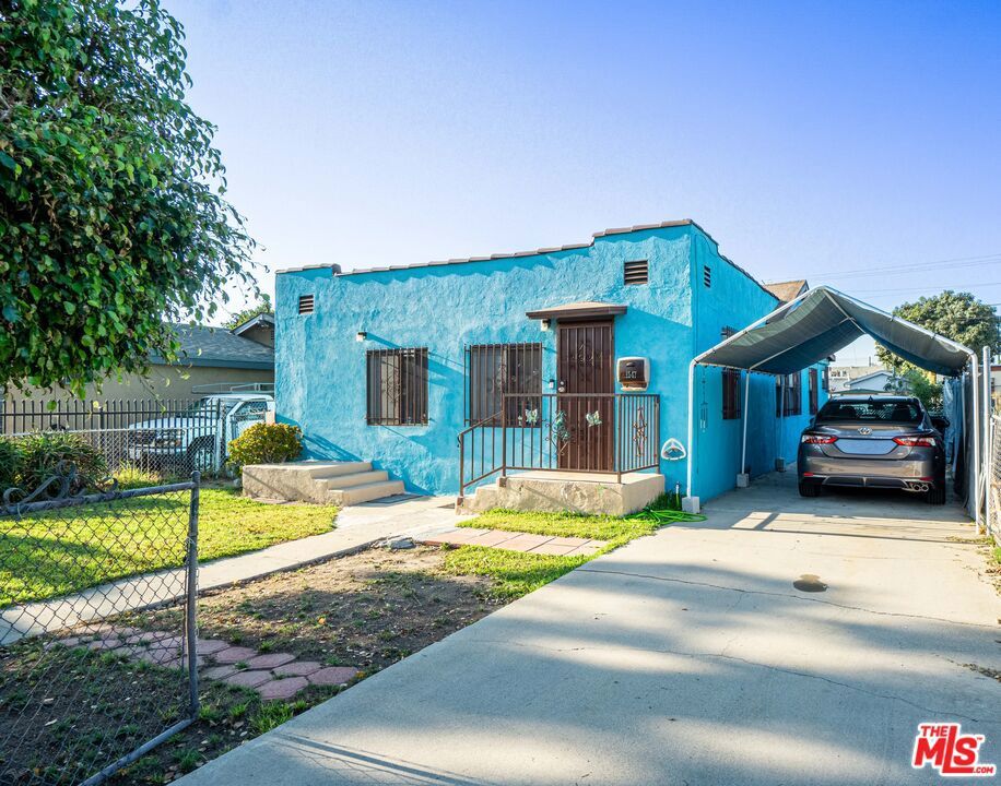 Photo of Listing #24432037