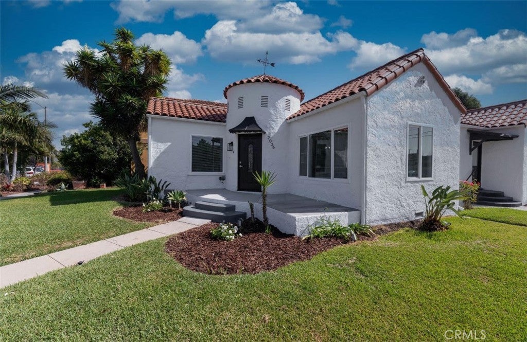 Photo of Listing #DW24183559