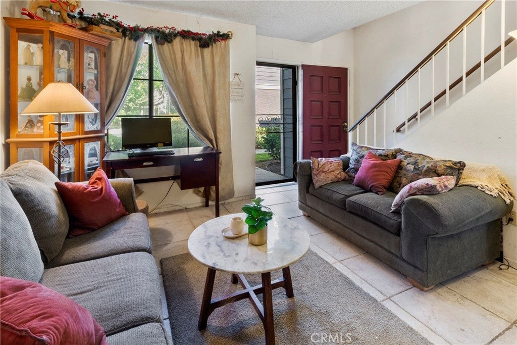 Photo of Listing #IV24183466