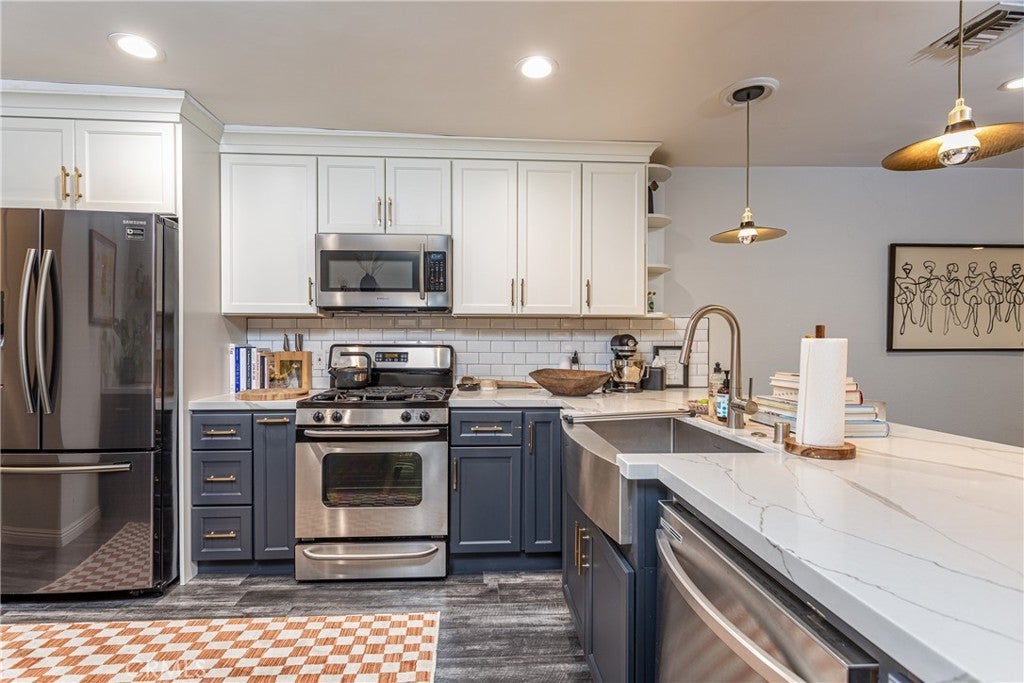 Photo of Listing #BB24187282