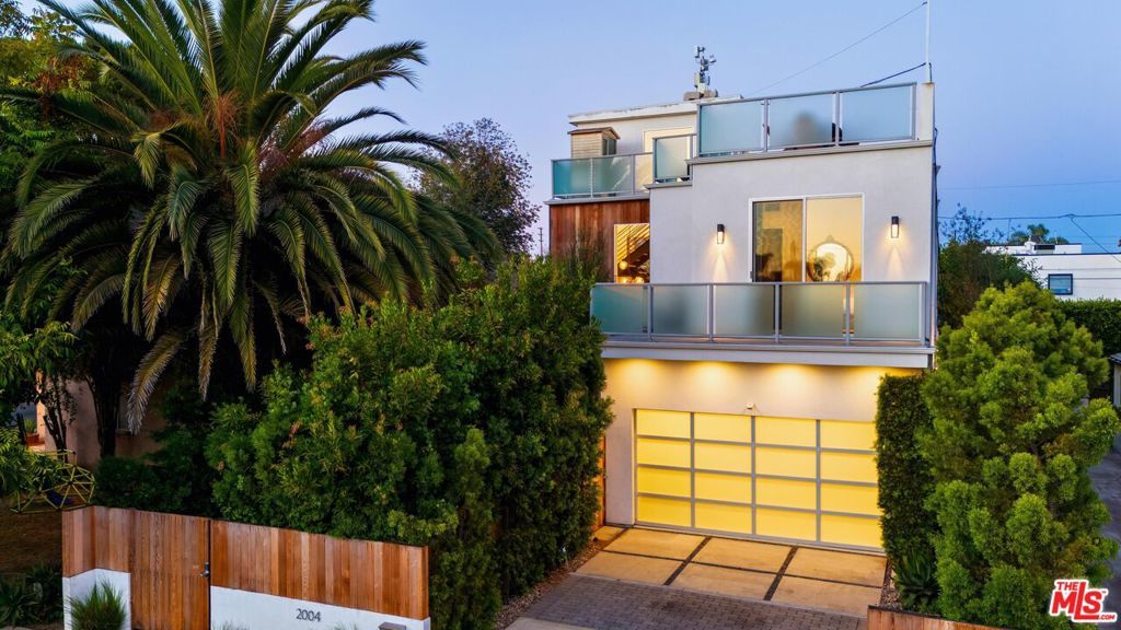 Photo of Listing #24436421