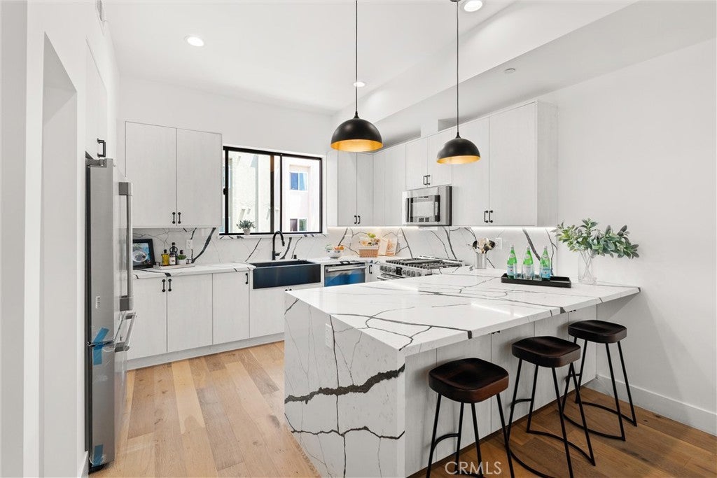 Photo of Listing #SB24188930