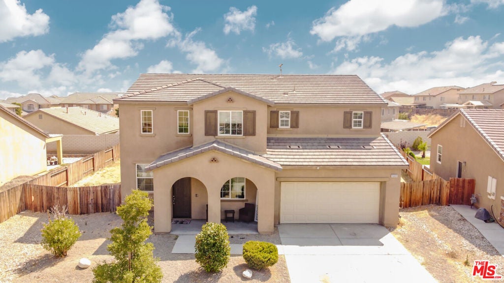 Photo of Listing #24438375