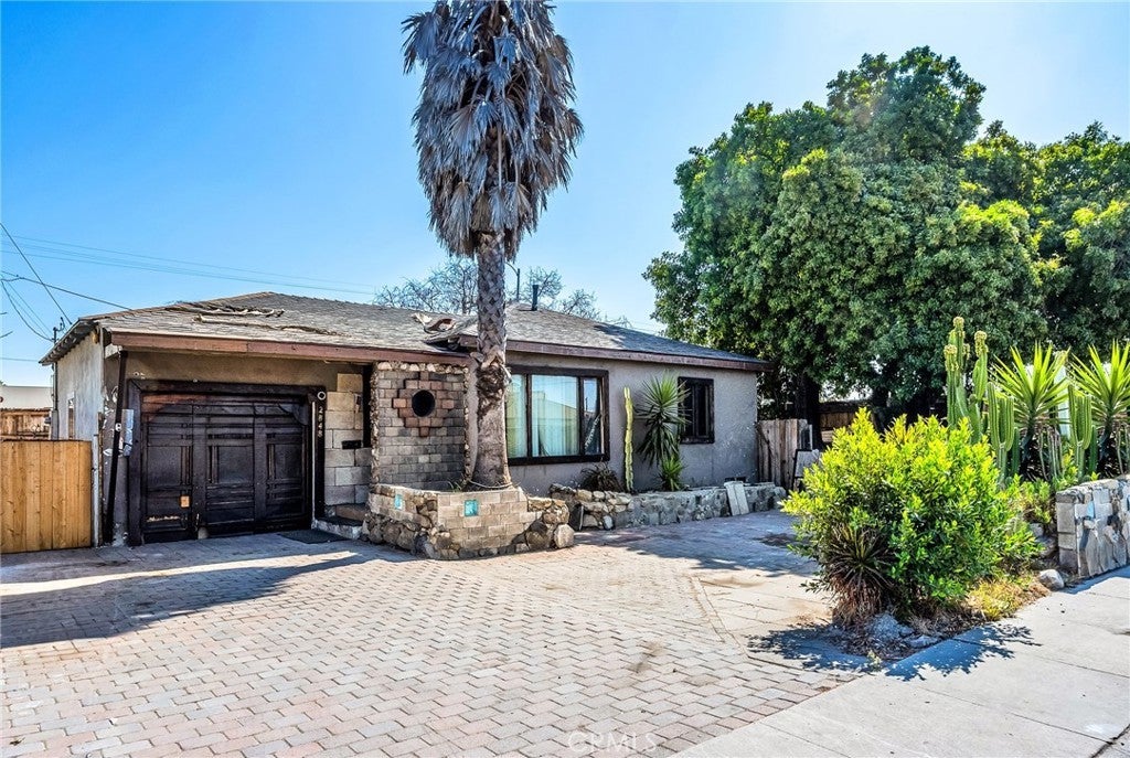 Photo of Listing #SB24182555