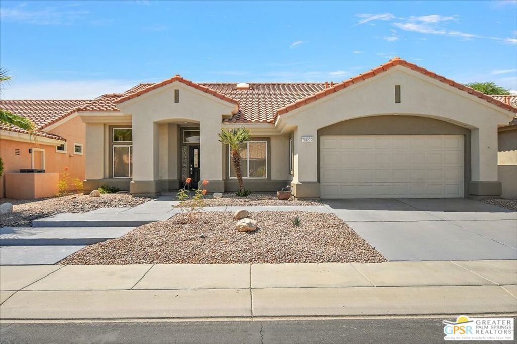 Photo of Listing #24439067