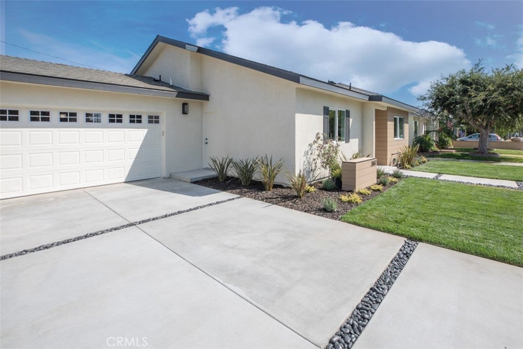 Photo of Listing #OC24191417