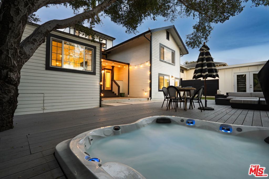 Photo of Listing #24439435