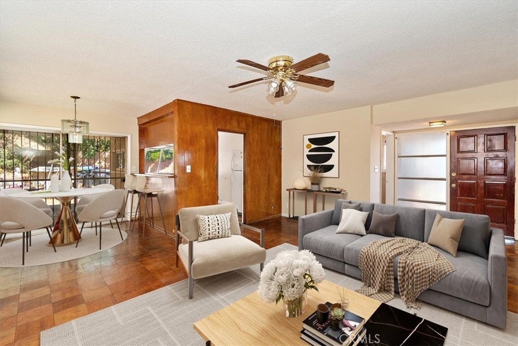 Photo of Listing #CV24189890