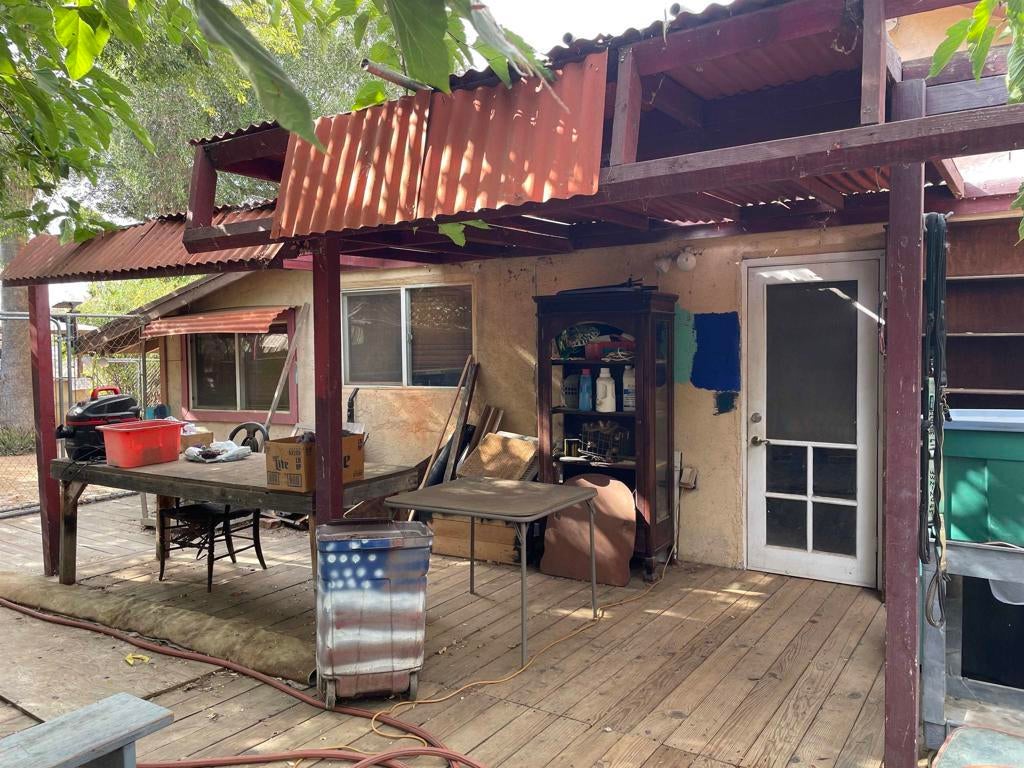 Photo of Listing #PTP2405734