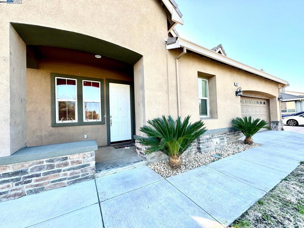 Photo of Listing #41073638