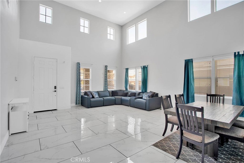 Photo of Listing #PW24193961