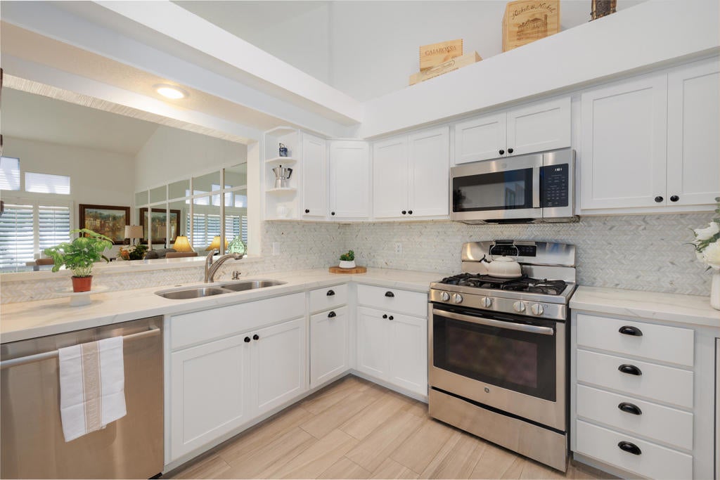 248 Desert Falls Drive, Palm Desert