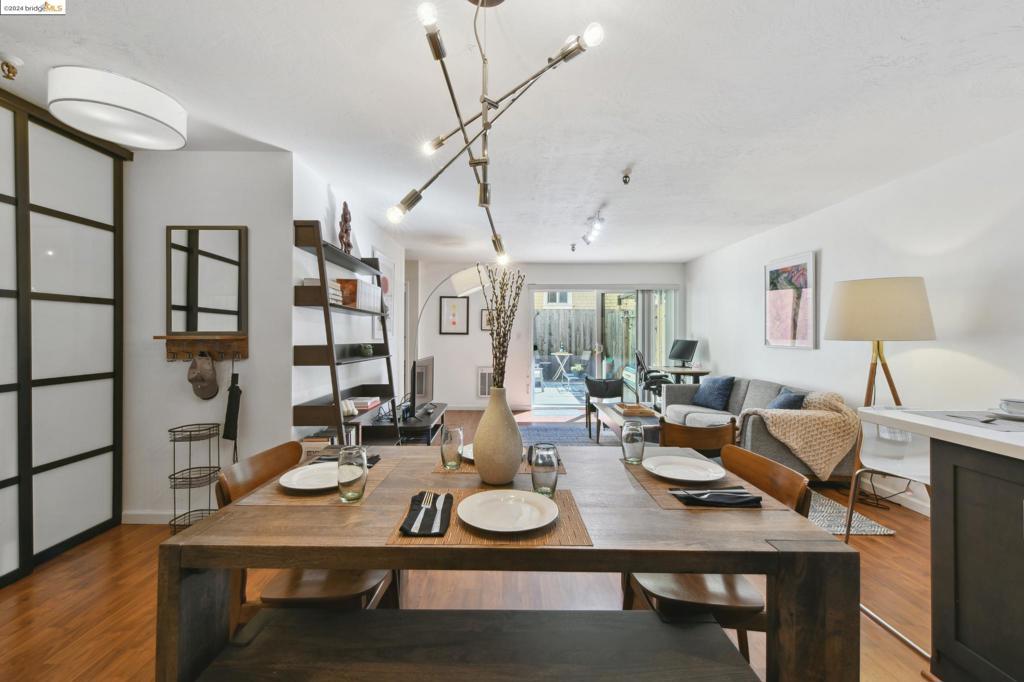 Photo of Listing #41073854