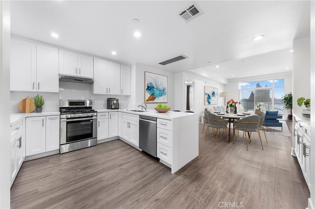 Photo of Listing #OC24195947