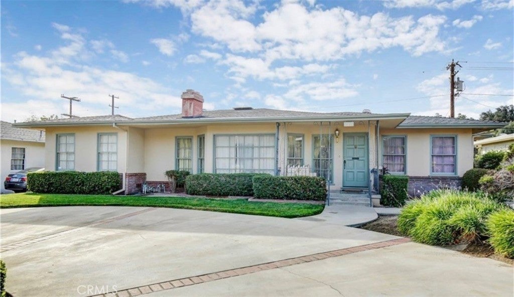 Photo of Listing #DW24194762