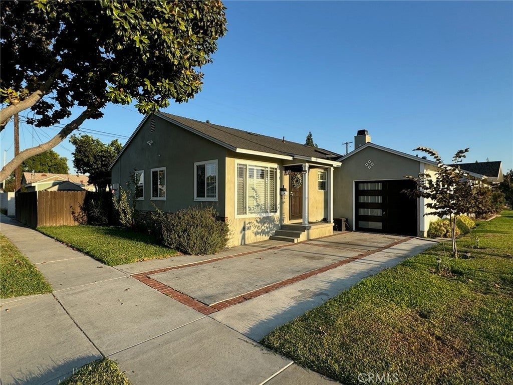 Photo of Listing #IN24197688