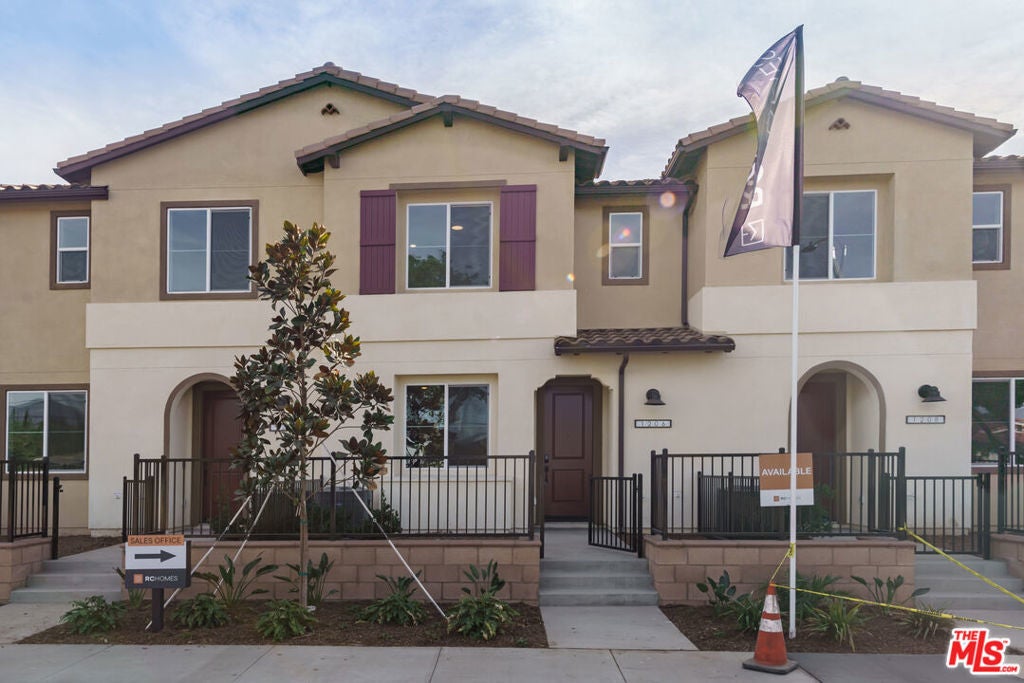 Photo of Listing #24442617