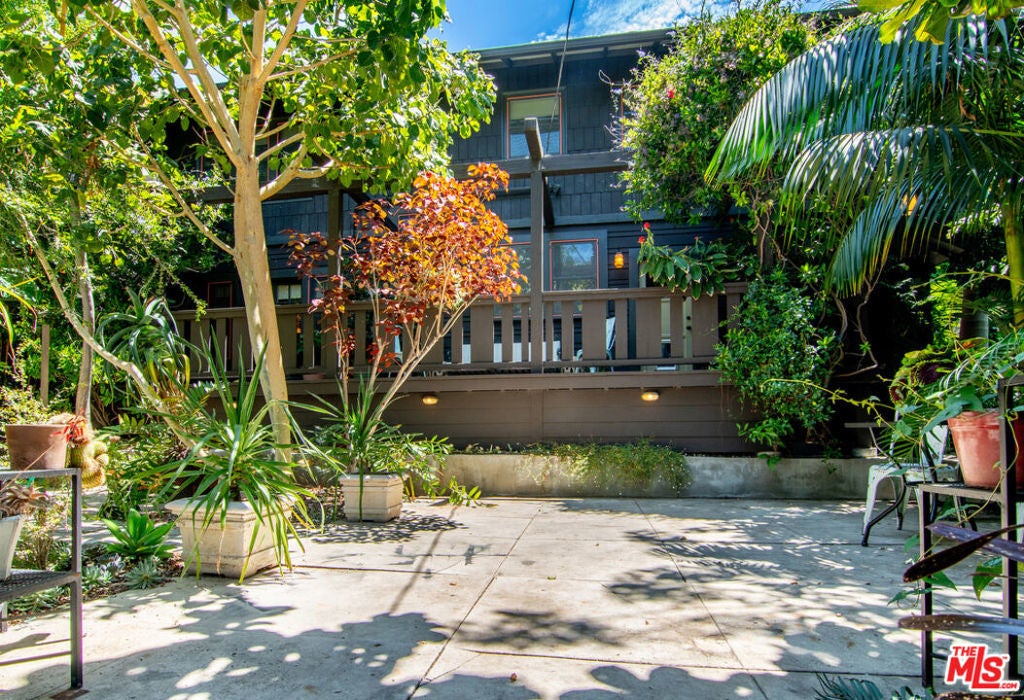 Photo of Listing #24444839