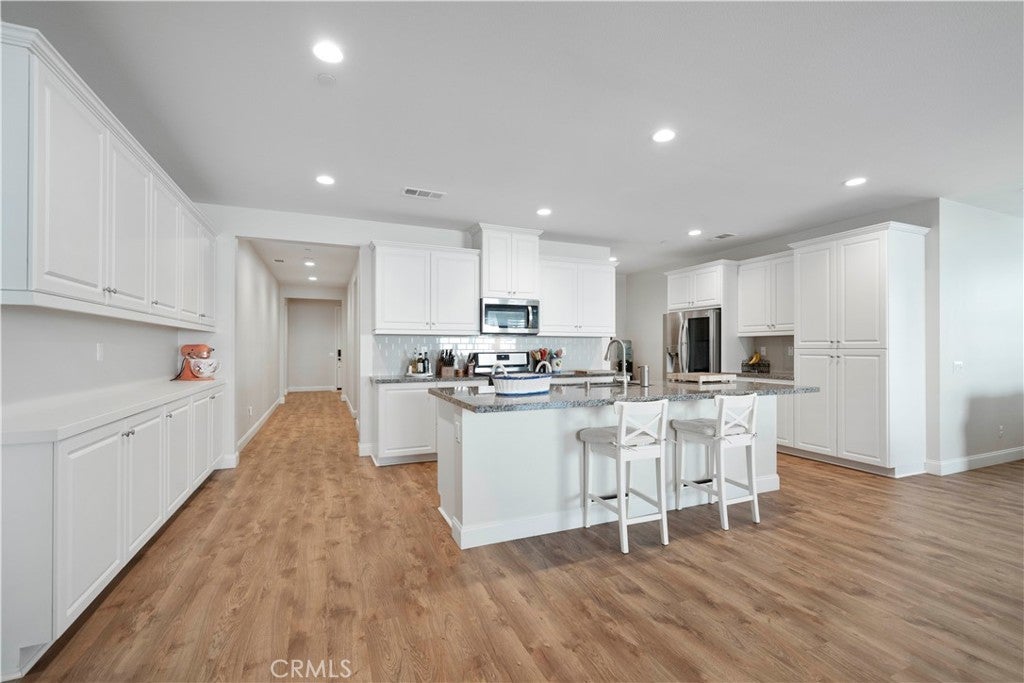 Photo of Listing #SW24199286