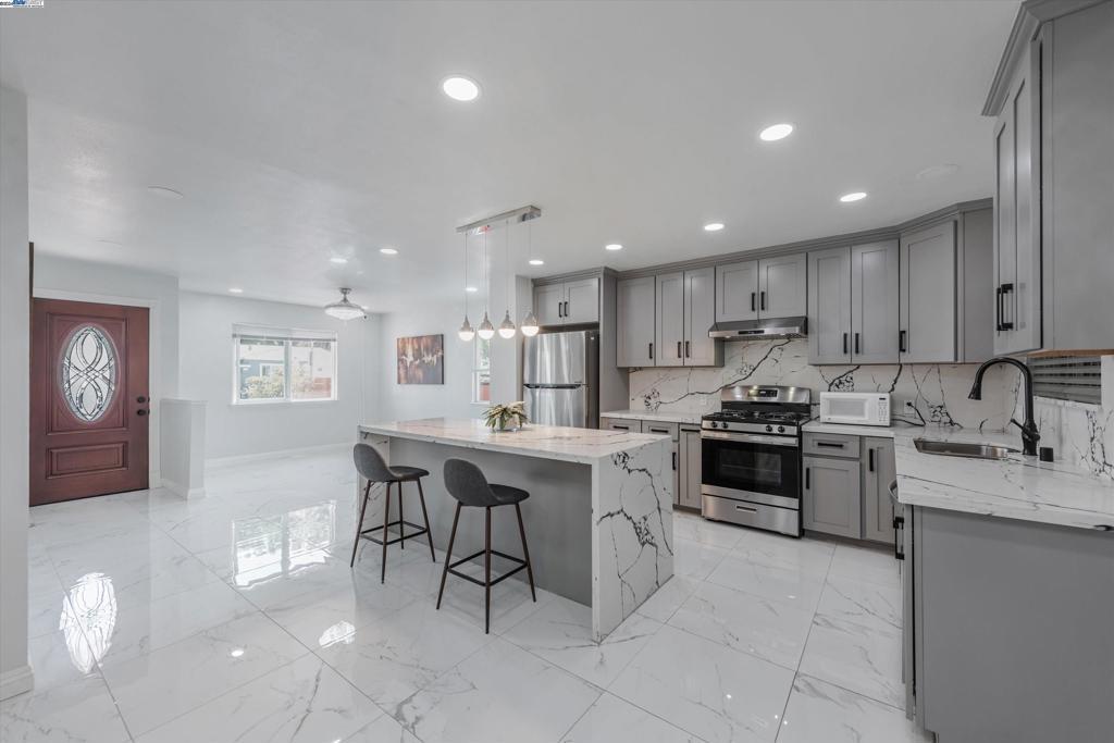 Photo of Listing #41074600