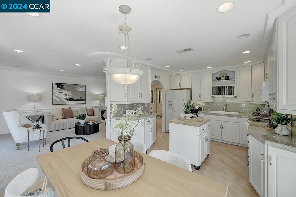 Photo of Listing #41074785