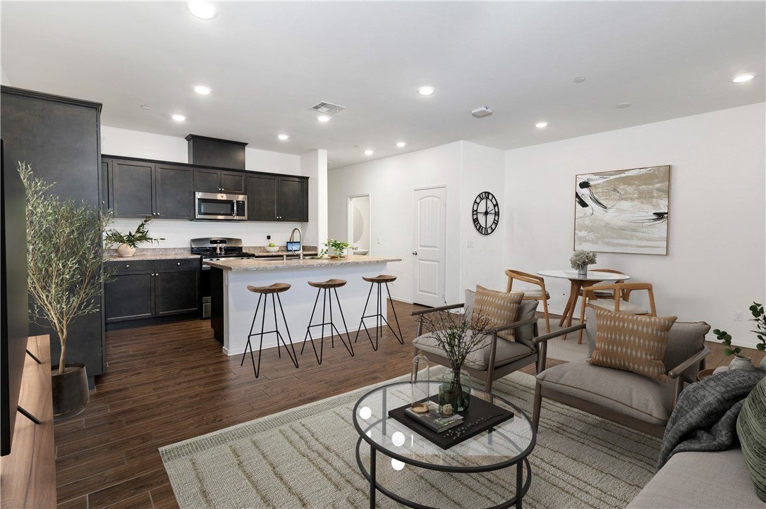 Photo of Listing #SW24179947