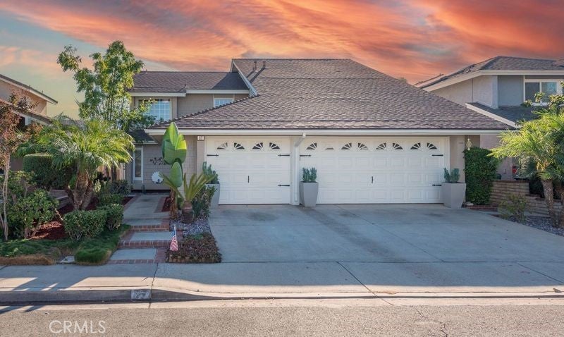 Photo of Listing #RS24170103